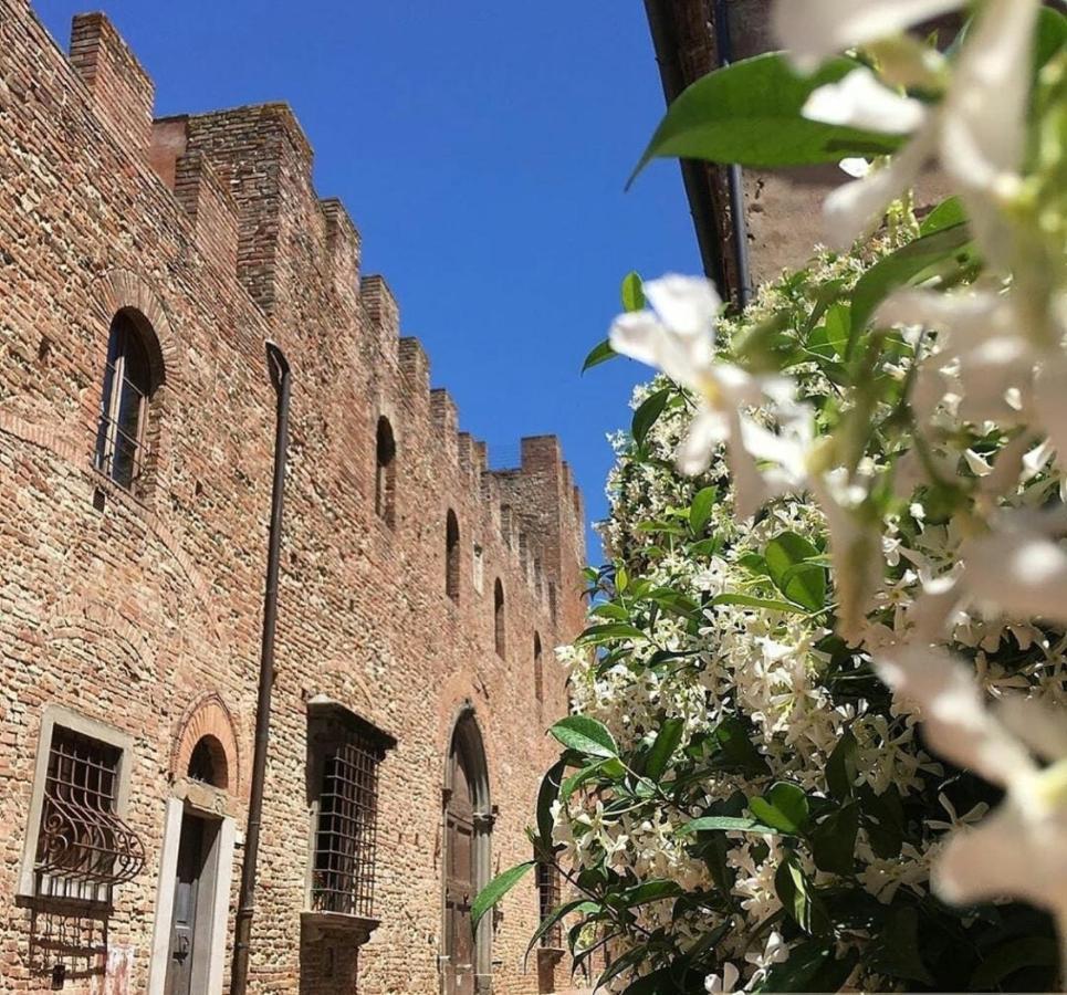 شقة Palazzo Stiozzi Ridolfi تْشيرتالدو المظهر الخارجي الصورة