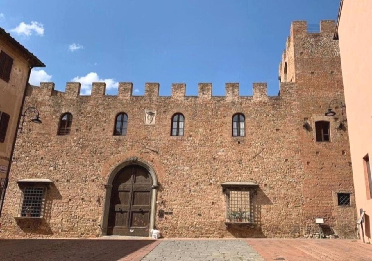 شقة Palazzo Stiozzi Ridolfi تْشيرتالدو المظهر الخارجي الصورة